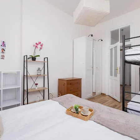 דירה Family In Downtown Cracow By Rent Like