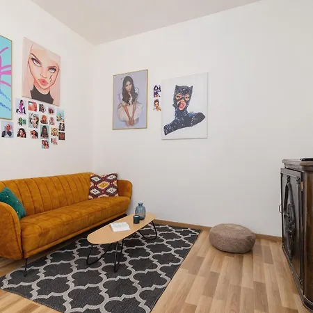 Family In Downtown Cracow By Rent Like דירה קרקוב